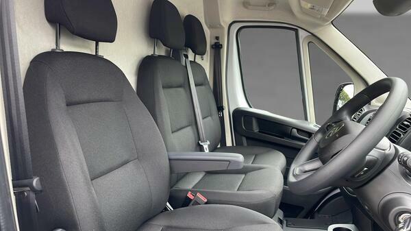 Citroen Relay Enterprise White #13