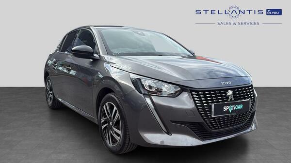 Peugeot 208 1.2 Puretech Allure Premium Hatchback MT72XKU
