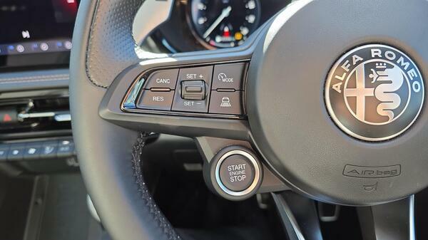 Alfa Romeo Tonale 1.5 Mhev Sprint Red #17