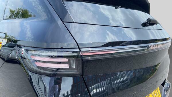 Vauxhall Grandland 73Kwh Ultimate Suv 213 Ps DY25XHX #5