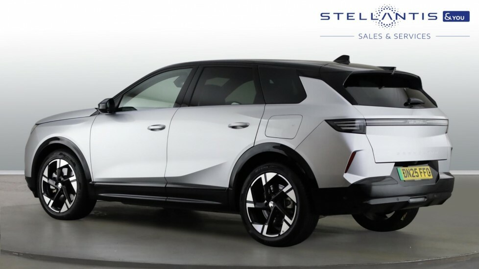 Vauxhall Grandland 73Kwh Ultimate Suv 213 Ps DN25FFO #3