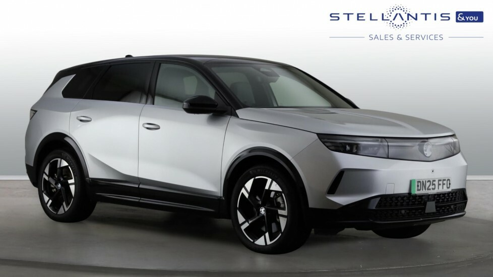 Vauxhall Grandland 73Kwh Ultimate Suv 213 Ps DN25FFO