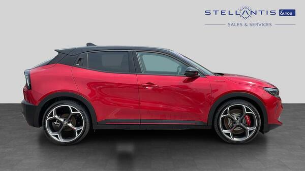 Alfa Romeo Junior 54Kwh Elettrica Veloce Suv 280 #2