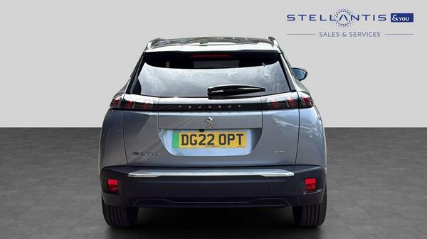 Peugeot e-2008 50Kwh Gt Suv 7Kw Charger 136 #4