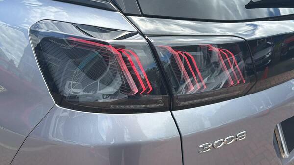 Peugeot 3008 1.5 Bluehdi Allure Premium Suv E #5