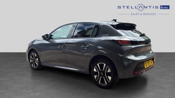 Peugeot 208 1.2 Puretech Allure Hatchback Eu #6