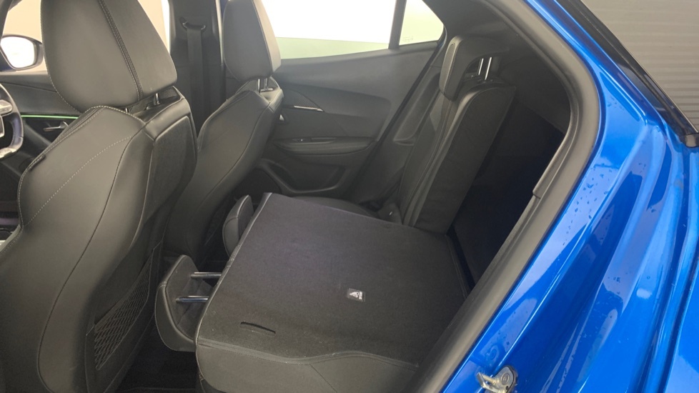 Peugeot 2008 1.2 Puretech Active Premium White #49
