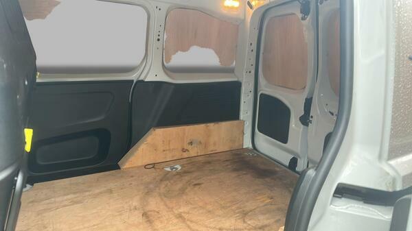 Peugeot Partner Mpv Grey #17