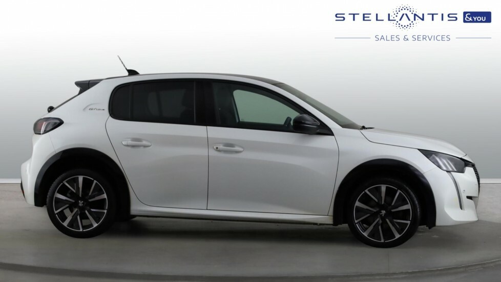 Peugeot 208 1.2 Puretech Gt Line Hatchback E HS69CXC White #4