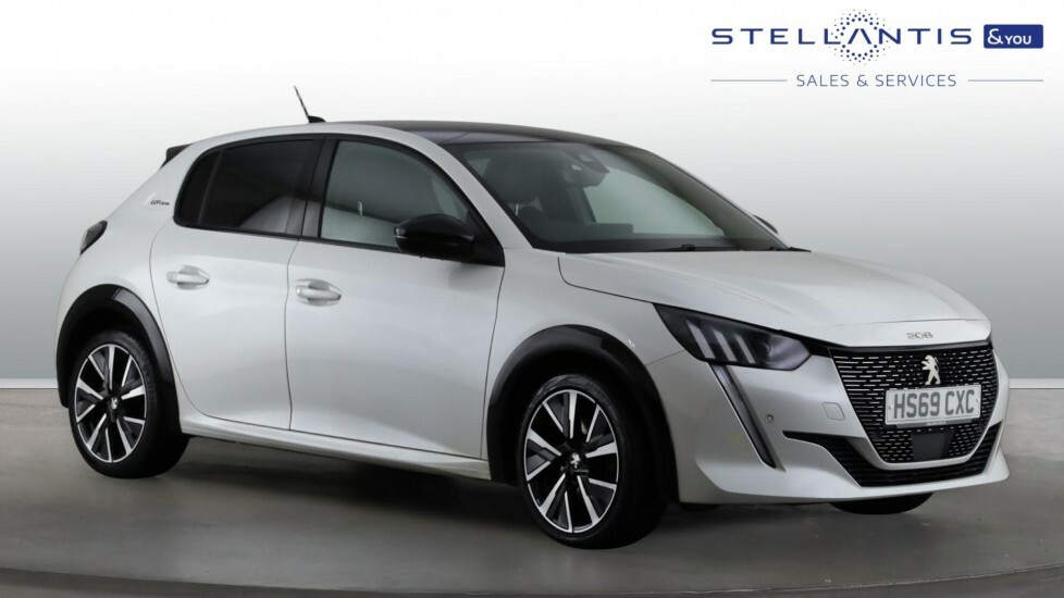 Peugeot 208 1.2 Puretech Gt Line Hatchback E White
