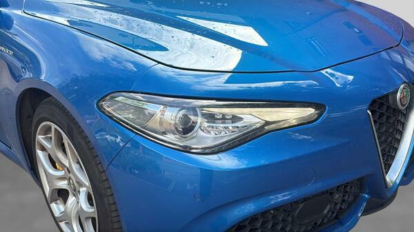 Alfa Romeo Giulia 2.0 Tb Veloce 277 Bhp Black #8