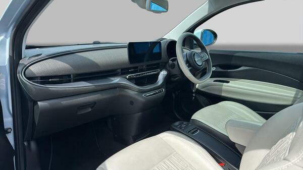Fiat 500E 42Kwh La Prima Blue #15