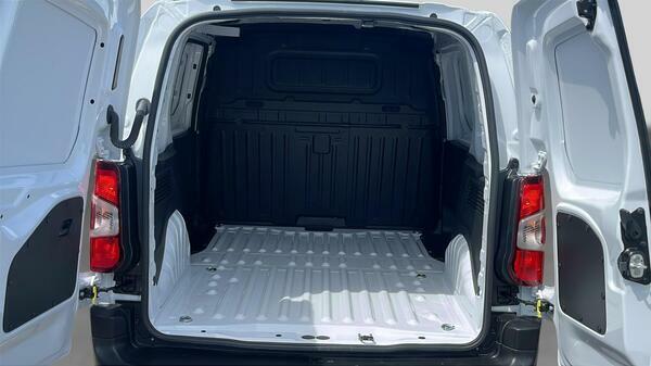 Vauxhall Combo 1.5 Turbo D 2300 Prime Panel Van Swb Euro 6 Ss White #34