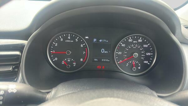 Kia Stonic 1.0 2 Isg 118 Bhp Grey #25