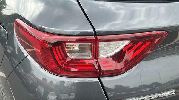 Kia Stonic 1.0 T-gdi 3 Suv Dct Euro 6 Ss 118 B  #5