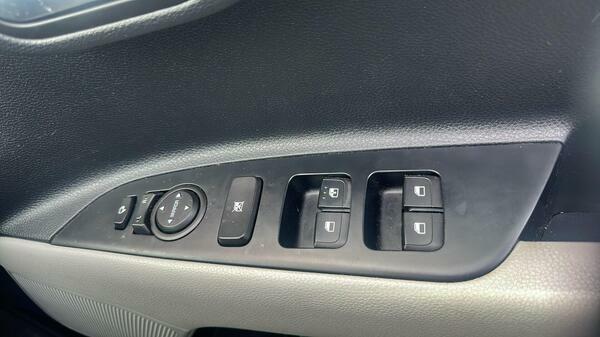 Kia Stonic 1.0 2 Isg 118 Bhp Grey #34