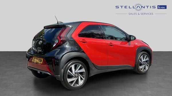 Toyota Aygo X 1.0 Vvt-i Exclusive Hatchback X-shift E  #3