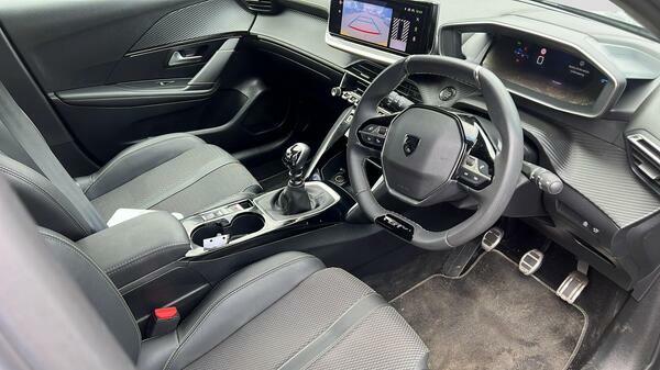 Peugeot 208 1.2 Puretech Active Black #32