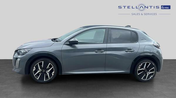 Peugeot 208 1.2 Puretech Active Black #7