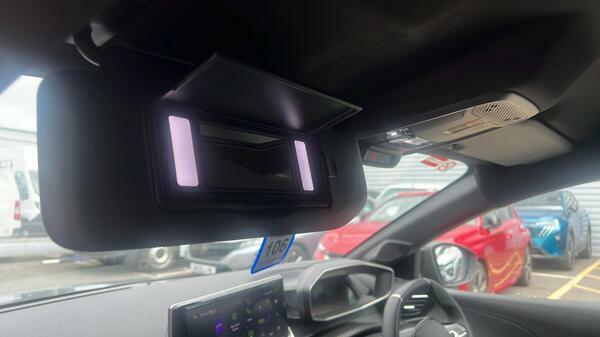 Peugeot 208 1.2 Puretech Active Black #16