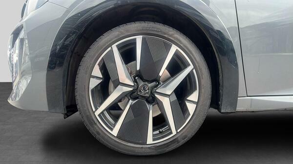 Peugeot 208 1.2 Puretech Active Black #14