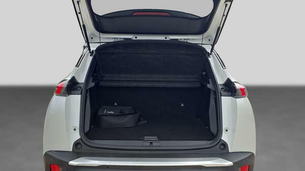 Peugeot e-2008 100Kw Gt Premium 50Kwh White #45