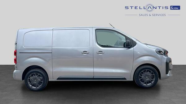 Citroen Dispatch 1.5 Bluehdi Driver M Panel Van 6Dr M #2