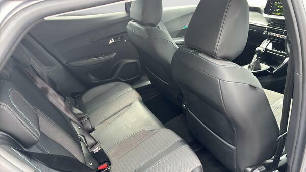 Peugeot 2008 2008 Gt Puretech Ss Blue #36