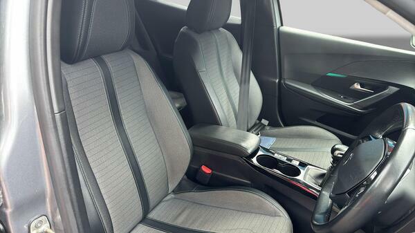 Peugeot 2008 2008 Gt Puretech Ss Blue #18
