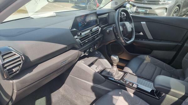 Citroen C4 1.2 Puretech C-series Edition Hatchback FD23RXZ #2