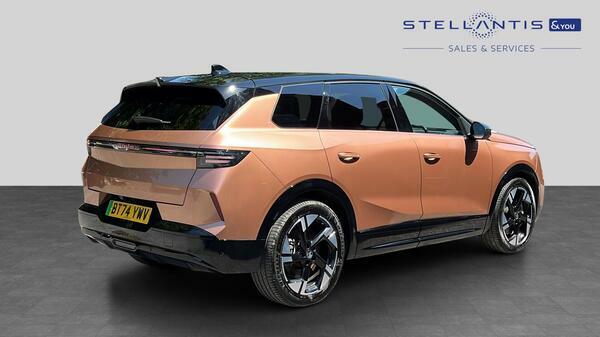 Vauxhall Grandland 73Kwh Ultimate Suv 213 Ps BT74YWV  #3