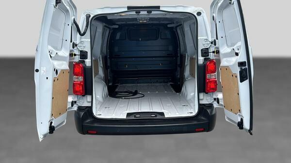 Peugeot E-Expert 75Kwh Professional Long Panel Van Lwb 6Dr 7.  #33