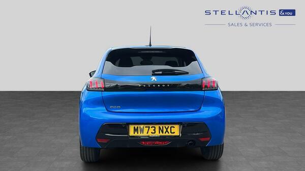 Peugeot 208 1.2 Puretech Allure Premium Hatchback #4