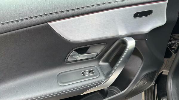 Mercedes-Benz A Class A200 1.3 Amg Line Executive Black #17