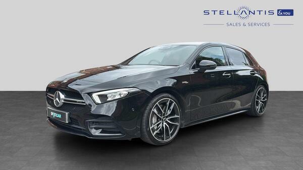 Mercedes-Benz A Class A200 1.3 Amg Line Executive Black #8