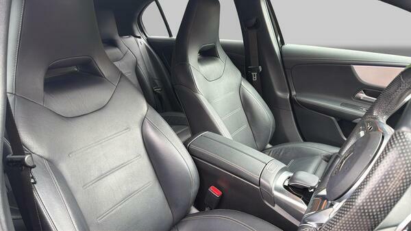 Mercedes-Benz A Class A200 1.3 Amg Line Executive Black #18