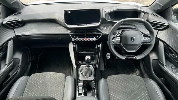 Peugeot 208 1.2 Puretech Gt Premium Hatchback Manua #4