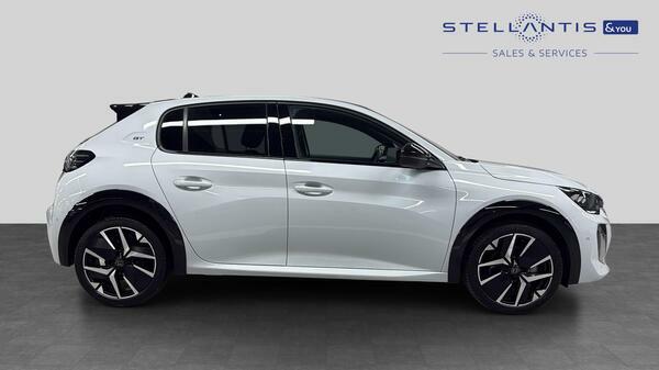 Peugeot 208 1.2 Gt Premium Hatchback Hybrid E-dsc6 #2