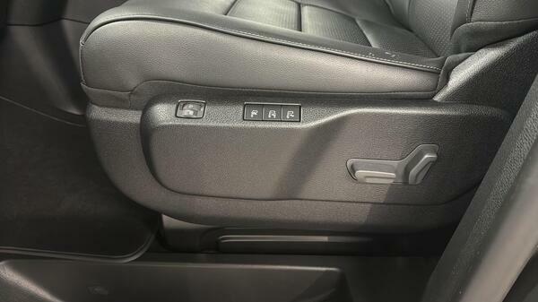Peugeot e-Traveller Mpv Grey #33
