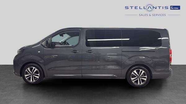 Peugeot e-Traveller 50Kwh Allure Long Mpv Lwb 8 Sea #6