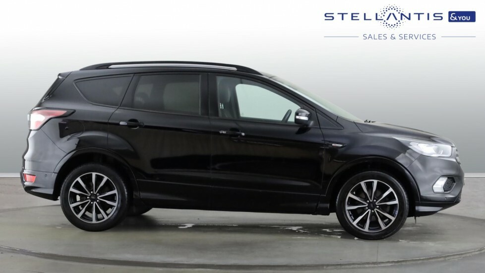 Ford Kuga 1.5 Tdci St-line Suv Euro 6 Ss ML69XEO Black #4
