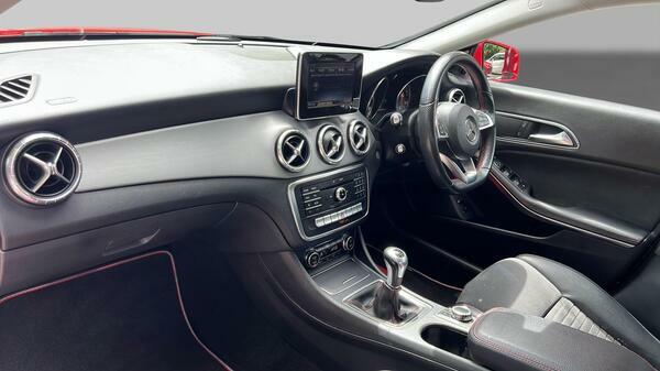 Mercedes-Benz CLA Class Cla 180 Amg Line Tip Grey #14