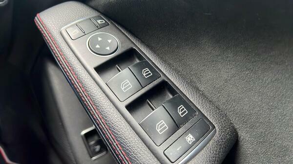 Mercedes-Benz CLA Class Cla 180 Amg Line Tip Grey #29