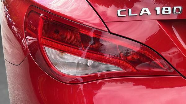 Mercedes-Benz CLA Class 1.6 Cla180 Amg Line Edition Coupe Manua Red #4
