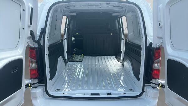 Vauxhall Combo 1.5 Turbo D 2300 Pro Xl Panel Van 6Dr Black #17
