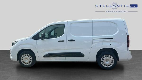 Vauxhall Combo 1.5 Turbo D 2300 Pro XL Panel Van 6Dr Manua #5