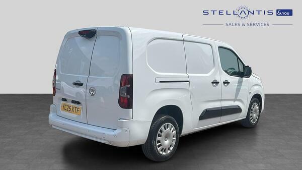 Vauxhall Combo 1.5 Turbo D 2300 Pro XL Panel Van 6Dr Manua #3