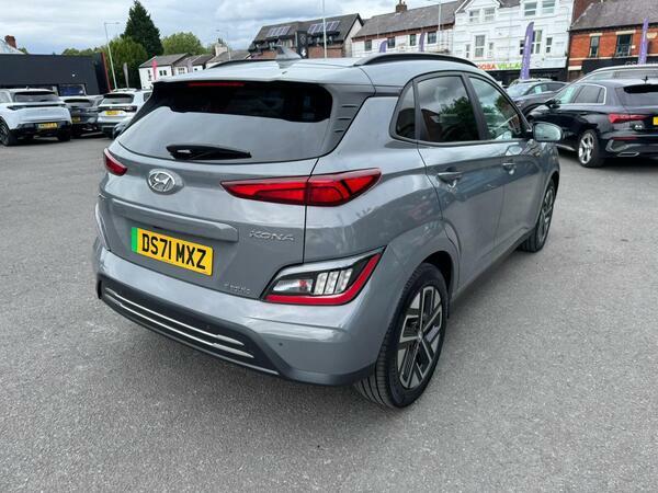 Hyundai Kona 64Kwh Premium Suv 10.5Kw Charge #3