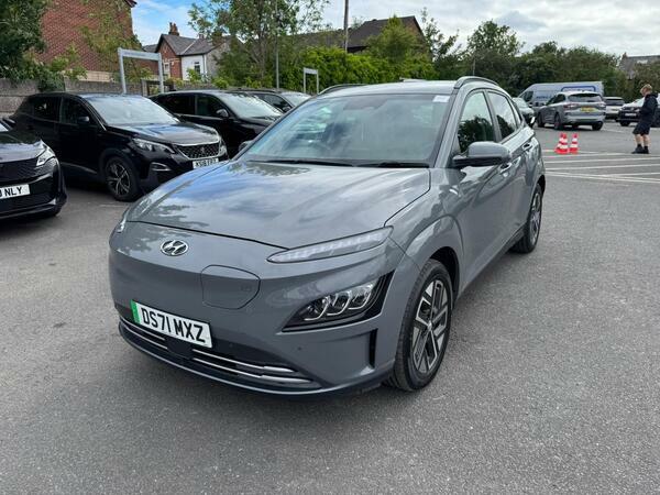 Hyundai Kona 64Kwh Premium Suv 10.5Kw Charge #2