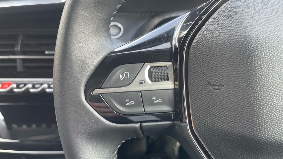 Peugeot 2008 Gt Grey #23